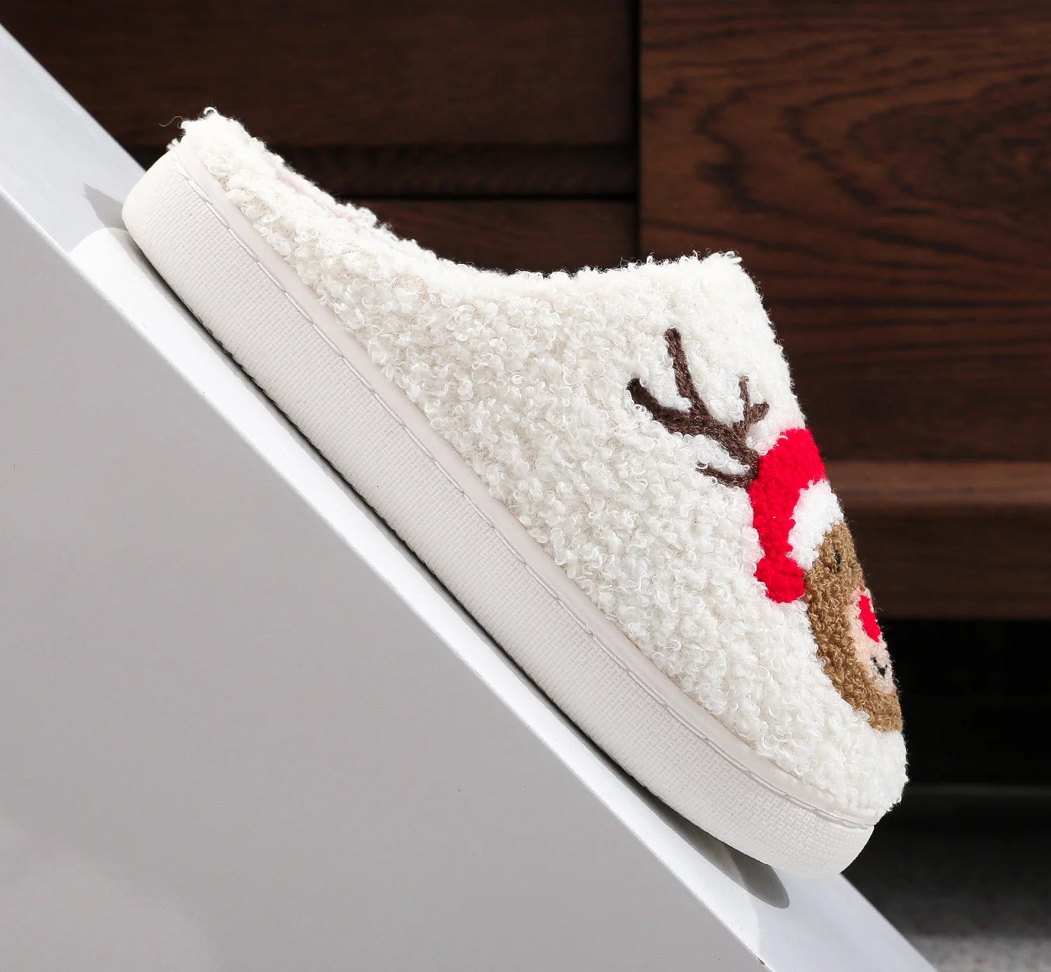 The Zleep™ Cozy Christmas Slippers